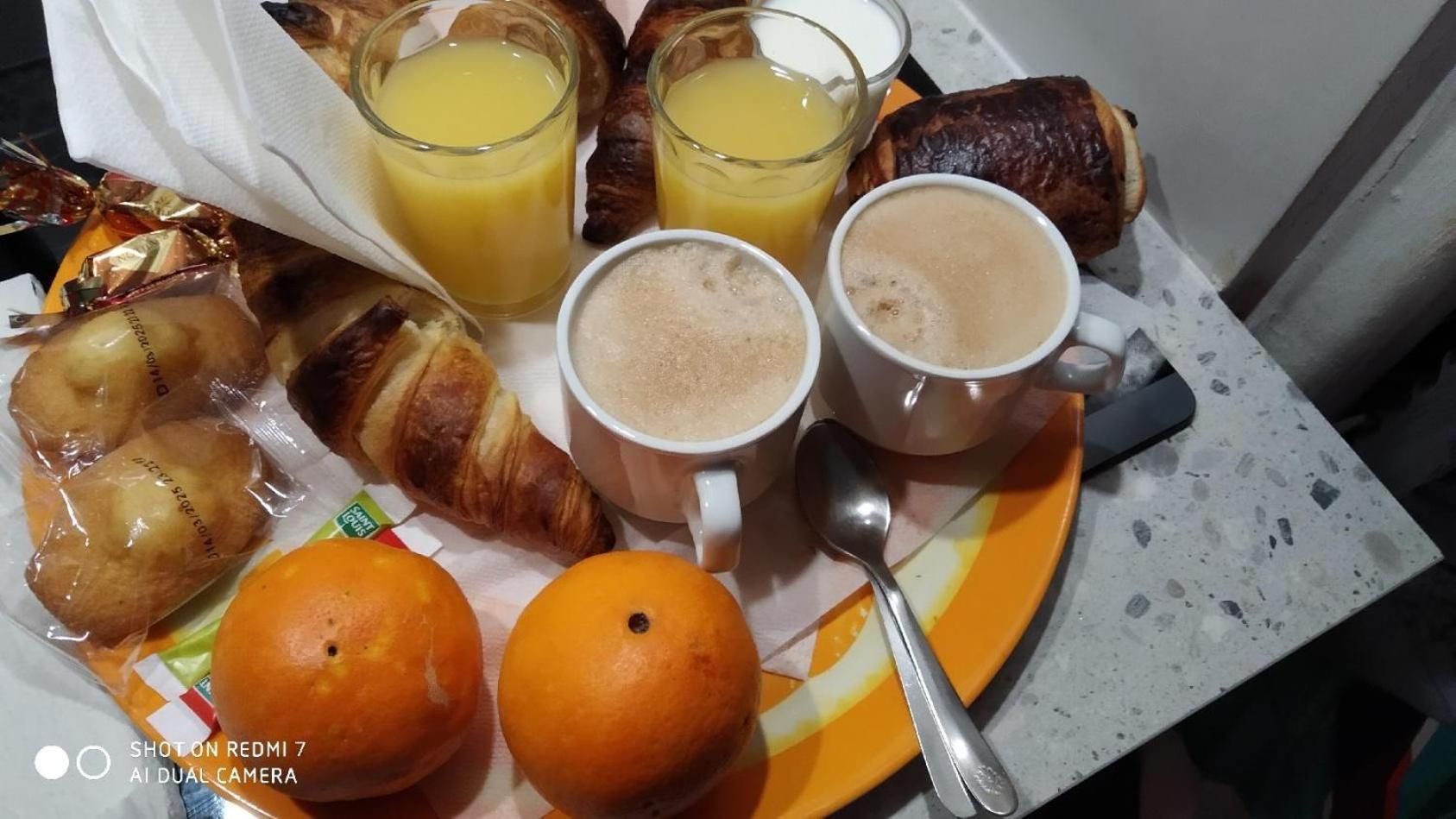 Chambres Tout Confort,Gare Tgv ,Wifi,Clim, Parking,Pt Dejeuner بيربينيو المظهر الخارجي الصورة